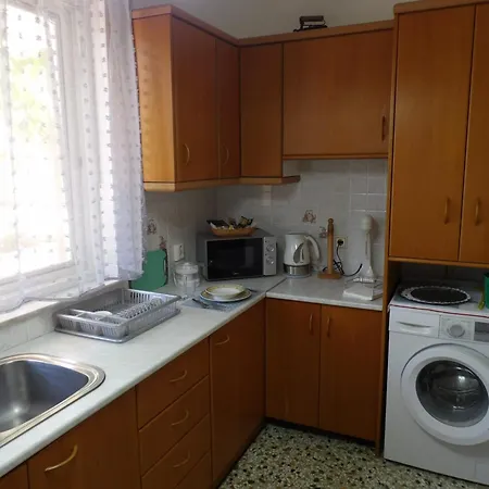 Дом отдыха Vivari's Family House