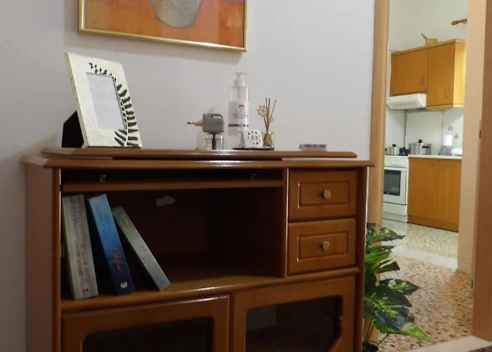 Дом отдыха Vivari's Family House *