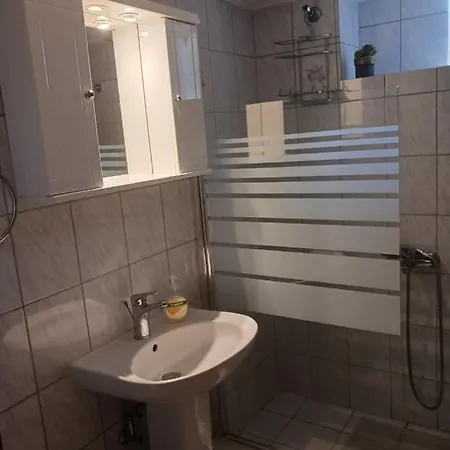 Vivari's Family House Holiday home