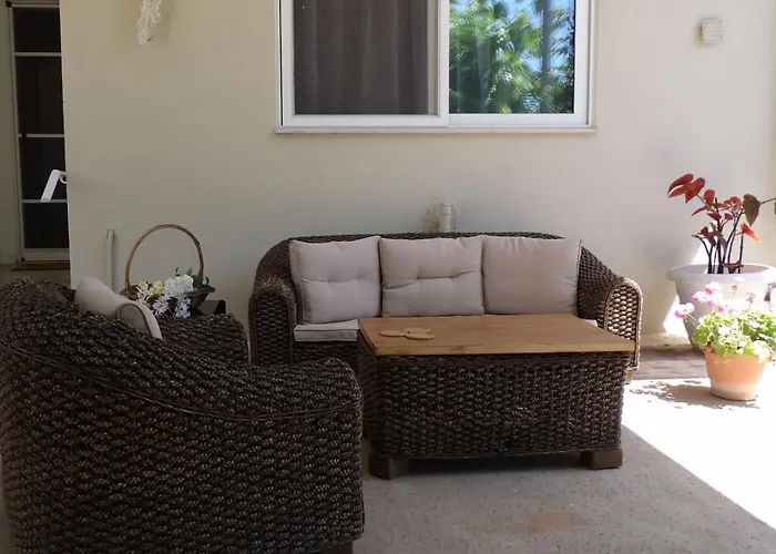 Vivari's Family House